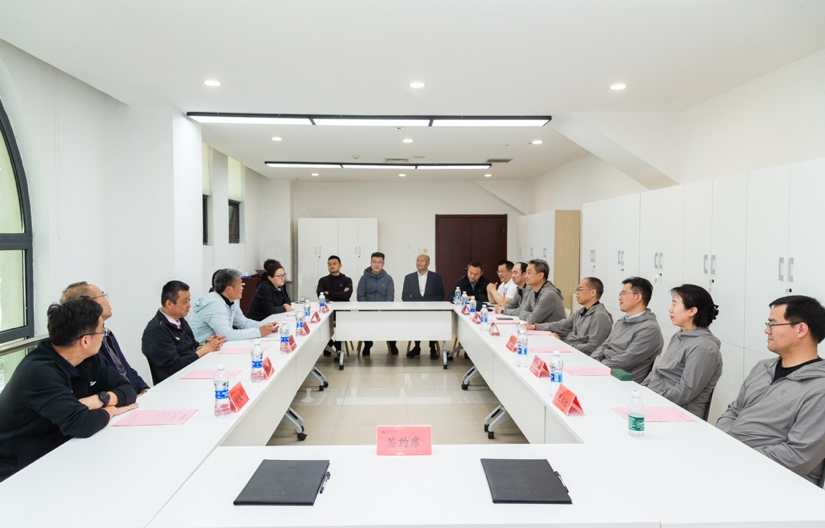 北京体育大学与中国田径协会签署战略合作协议