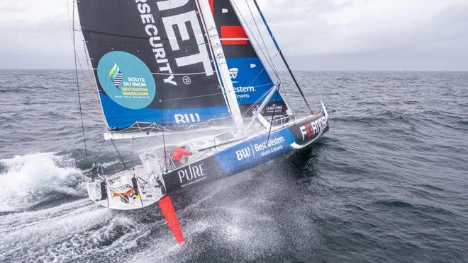 帆船体育营销案例 ｜ 携手法国职业船长这家网络安全公司如何重新定义帆船运动(图3)