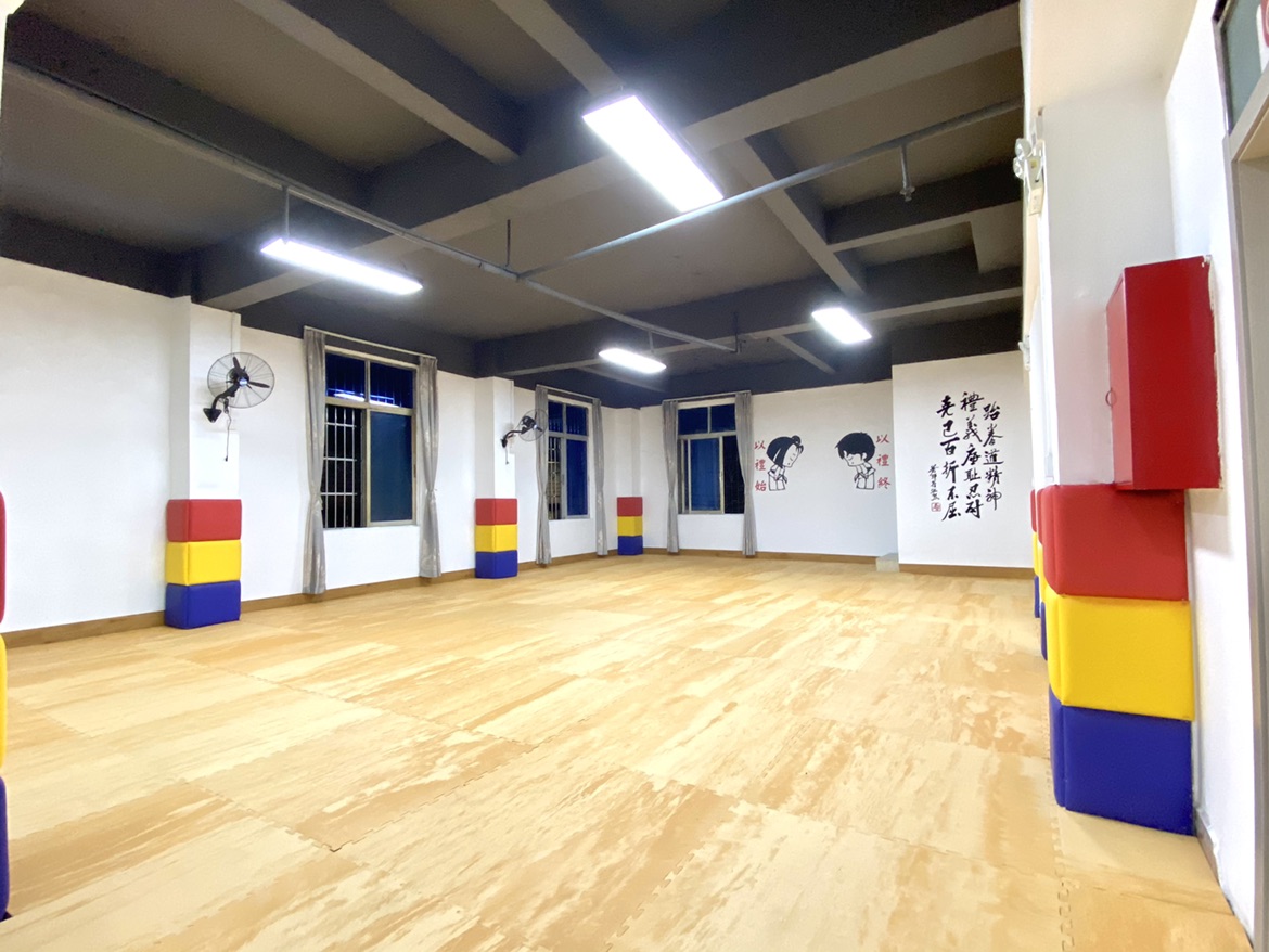 支持培育更多专精特新中小企业