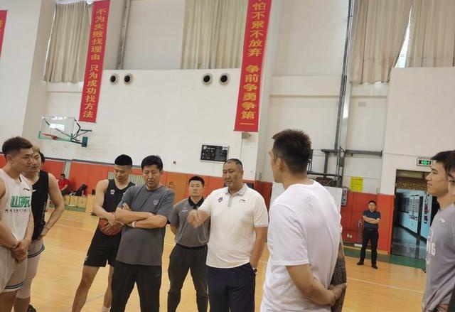 宁波冠今体育发展有限公司