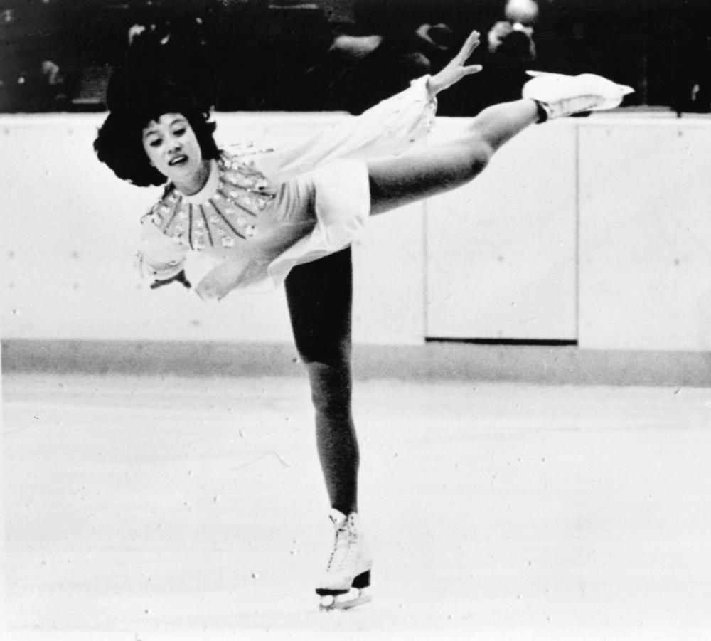 冬奥会 四十六载冰雪路 辉映绚丽中国红——写在米兰冬奥会中国健儿再创历史之际(图4)